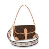 M45985 SHOULDER BAG