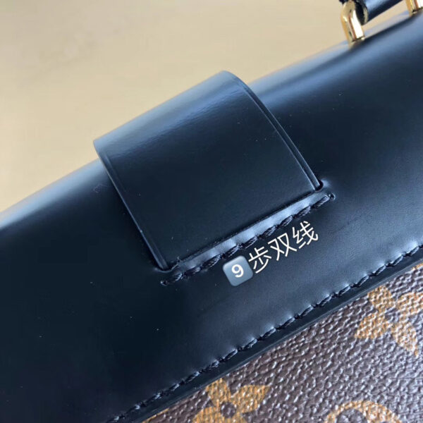 M43125 MEDIUM HANDBAG - Image 7