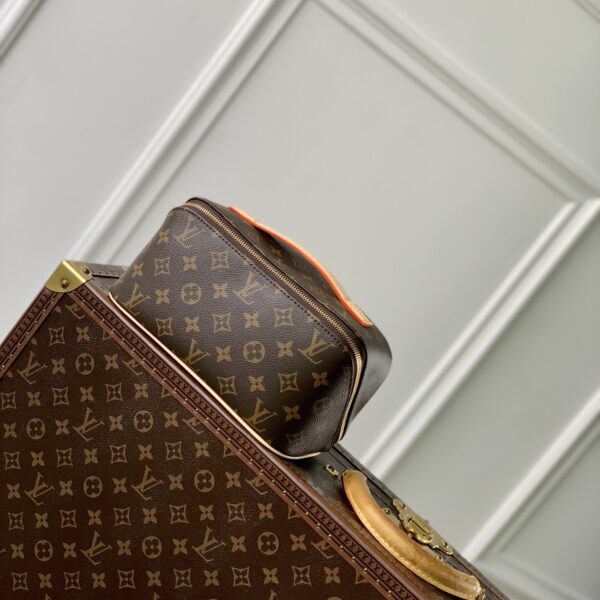 M11750 COSMETIC BAG - Image 2