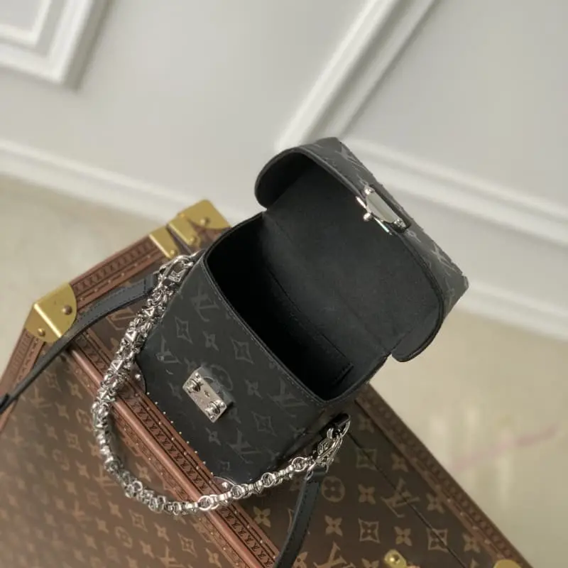 M83567 Black 22x12x6cm High Quality Bags - Image 9