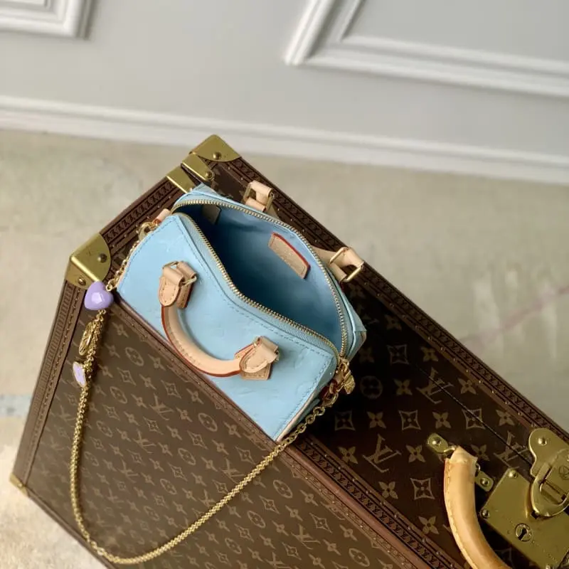 M24751 20x42x6cm High Quality Bags - Image 9