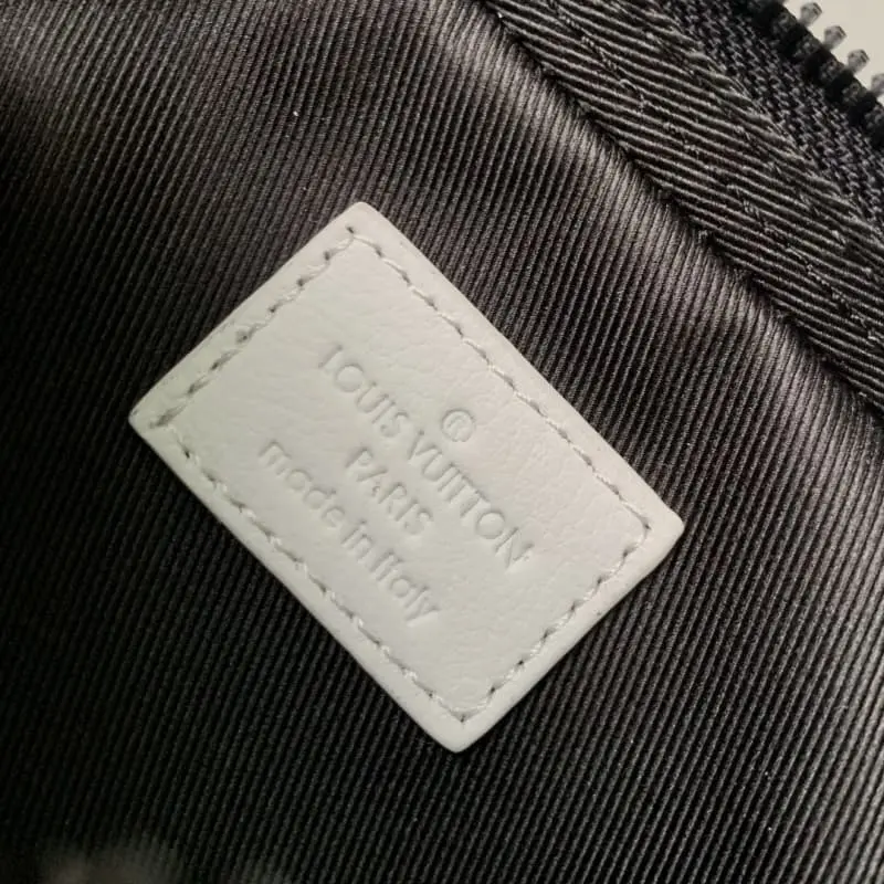 M83383 11x18.5x6.5cm High Quality Bags - Image 9