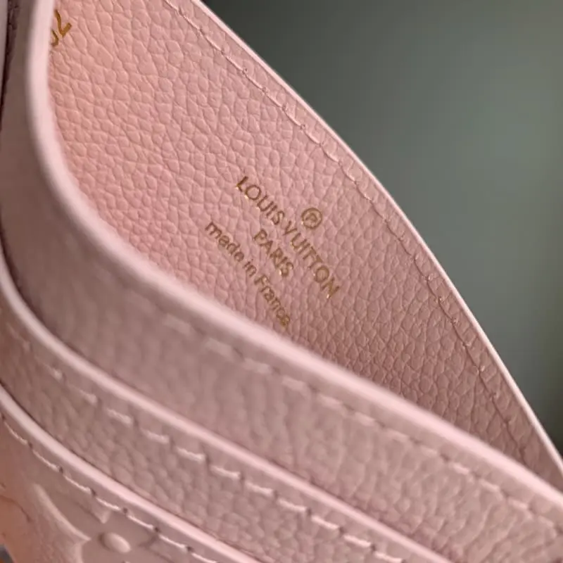 M82132 EmbossedNude pink 10.2x7.3x0.3cm High Quality Bags - Image 9