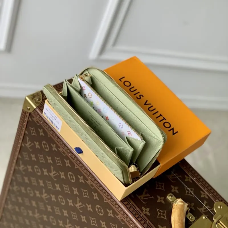 M13618 Green 19.5x10.5x2.5cm High Quality Bags - Image 9