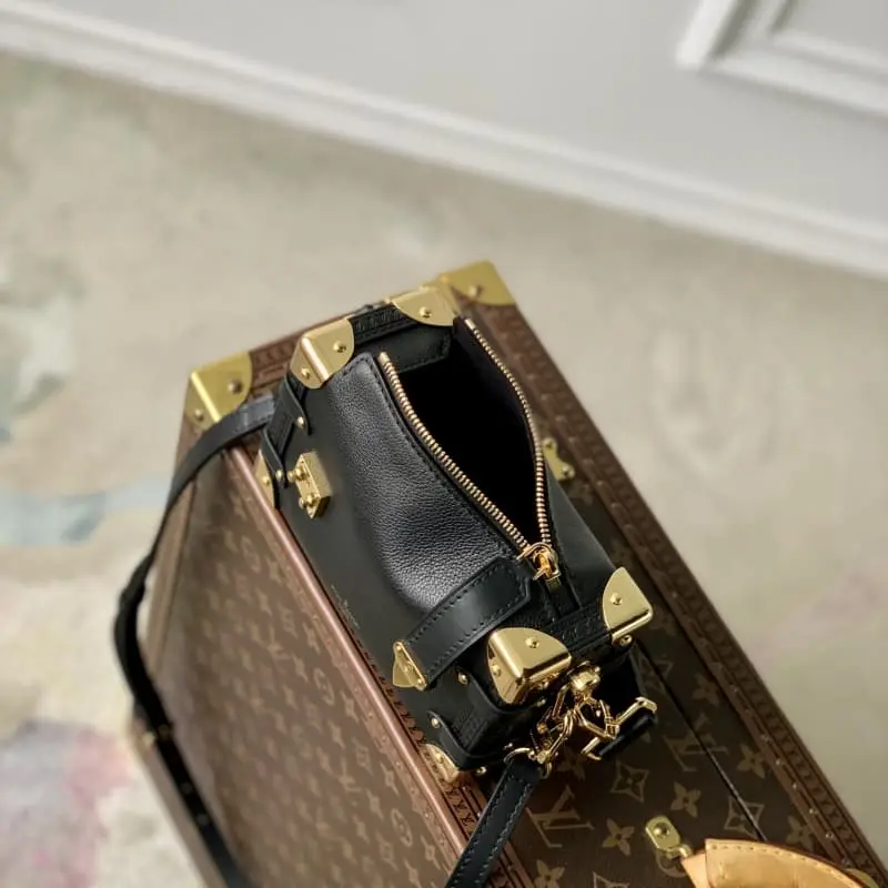 M23817 Black 18x12.5x8cm High Quality Bags - Image 9