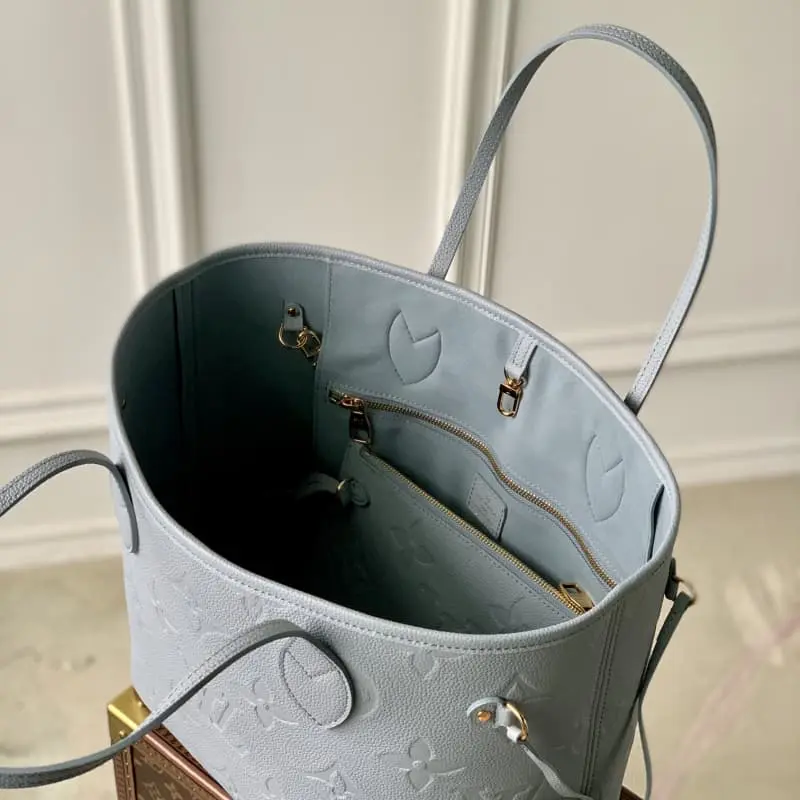 M45685 Full leather embossed blue 32x29x17cm High Quality Bags - Image 9