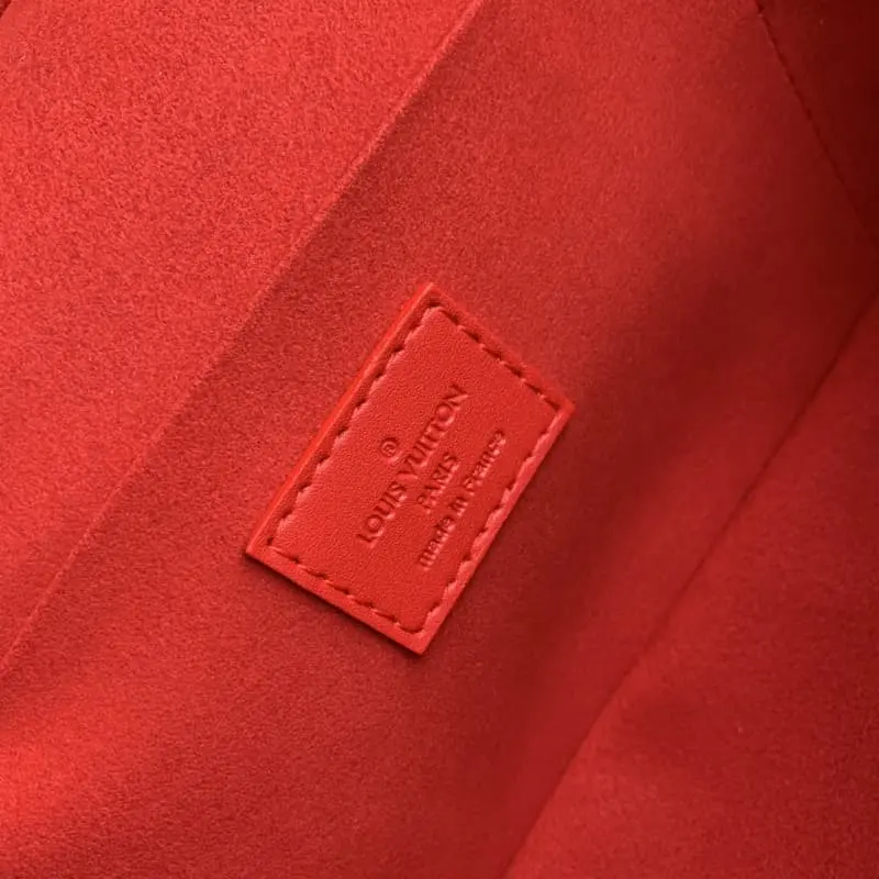 M44495 Red 20x13.5x12cm High Quality Bags - Image 9