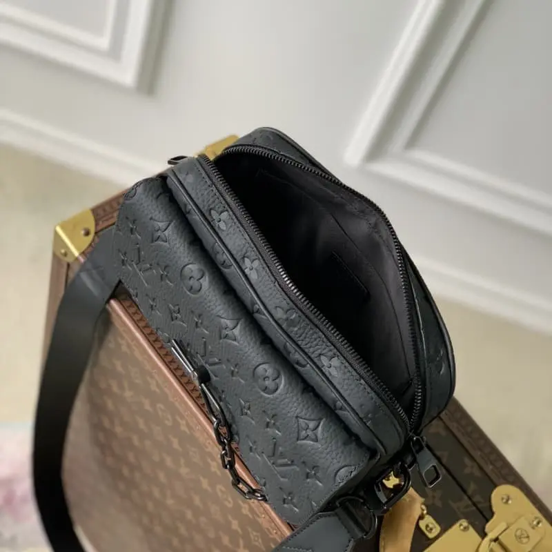 M23742 24x17x5cm High Quality Bags - Image 9