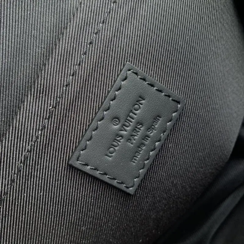 M46794 S1 28x16x10cm High Quality Bags - Image 9