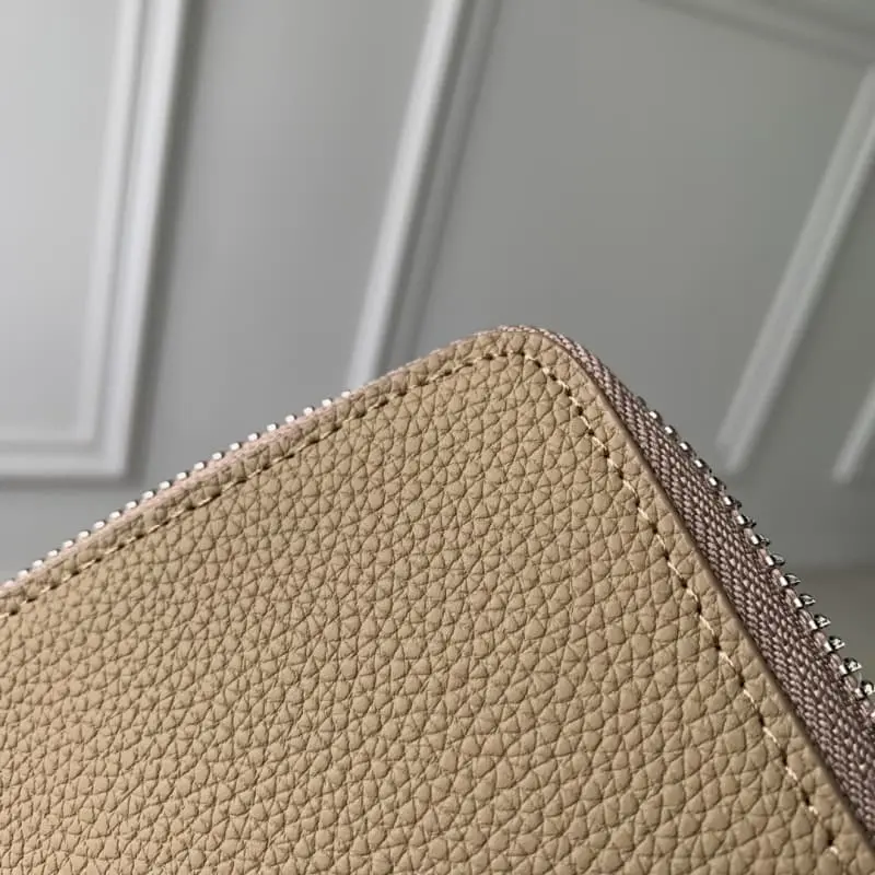 M81810 Apricot 10x20x2cm High Quality Bags - Image 9