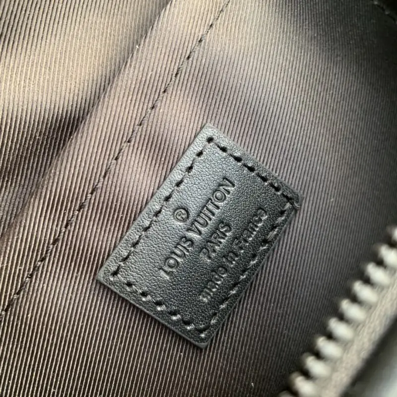 M23835 S1 24.5x16x4.5cm High Quality Bags - Image 9