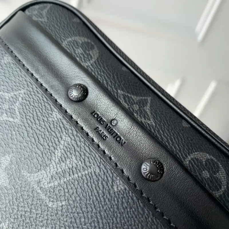 M82542 11x18.5x6.5cm High Quality Bags - Image 9