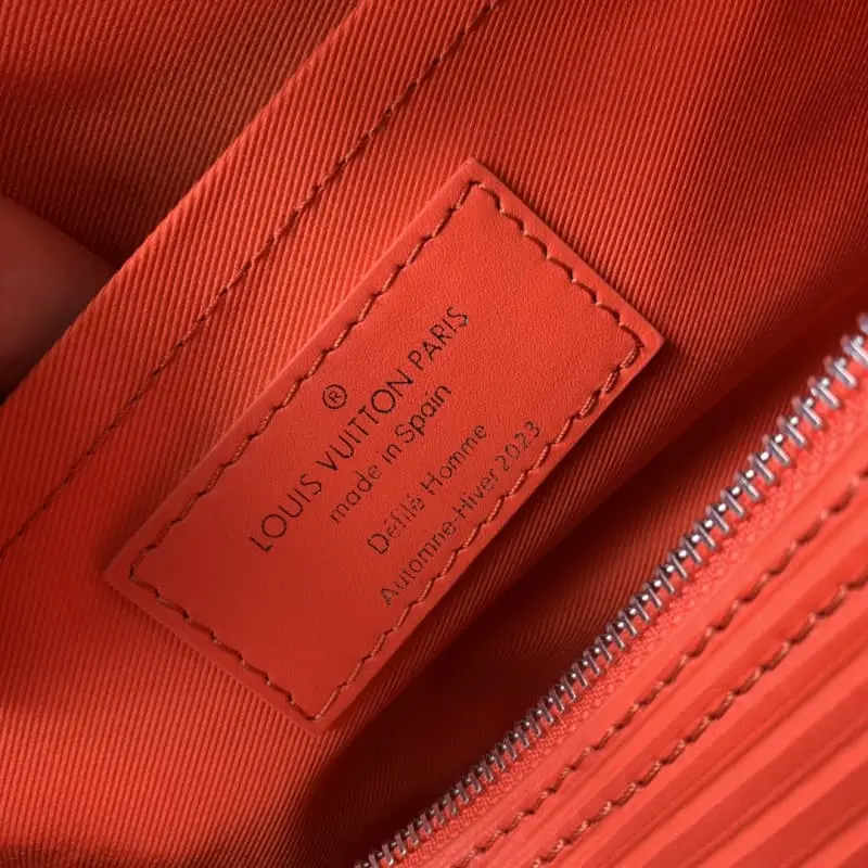 M23092 33x17x17cm High Quality Bags - Image 9