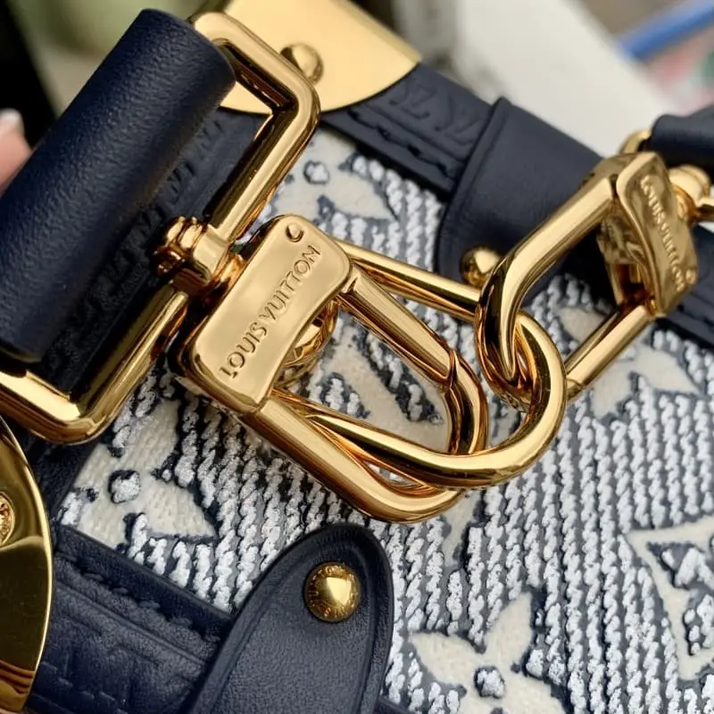 M22944 21x14x6cm High Quality Bags - Image 9