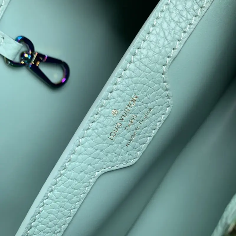 M22055 Green Small 27x18x9cm High Quality Bags - Image 9