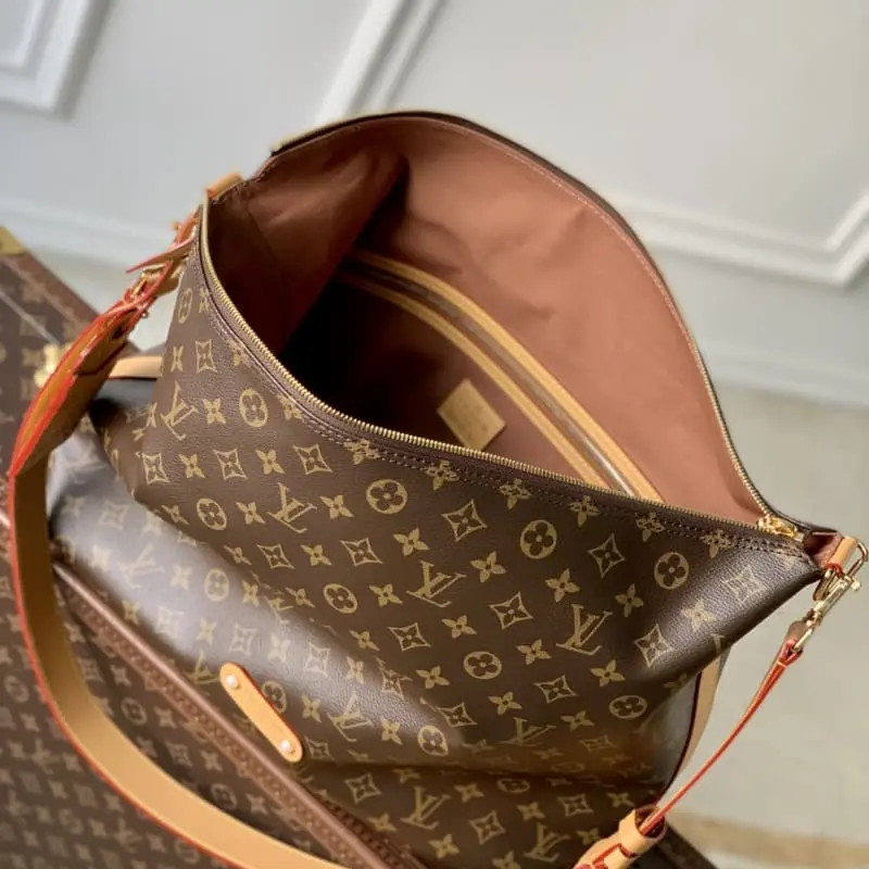 M14018 35x12x38cm High Quality Bags - Image 9