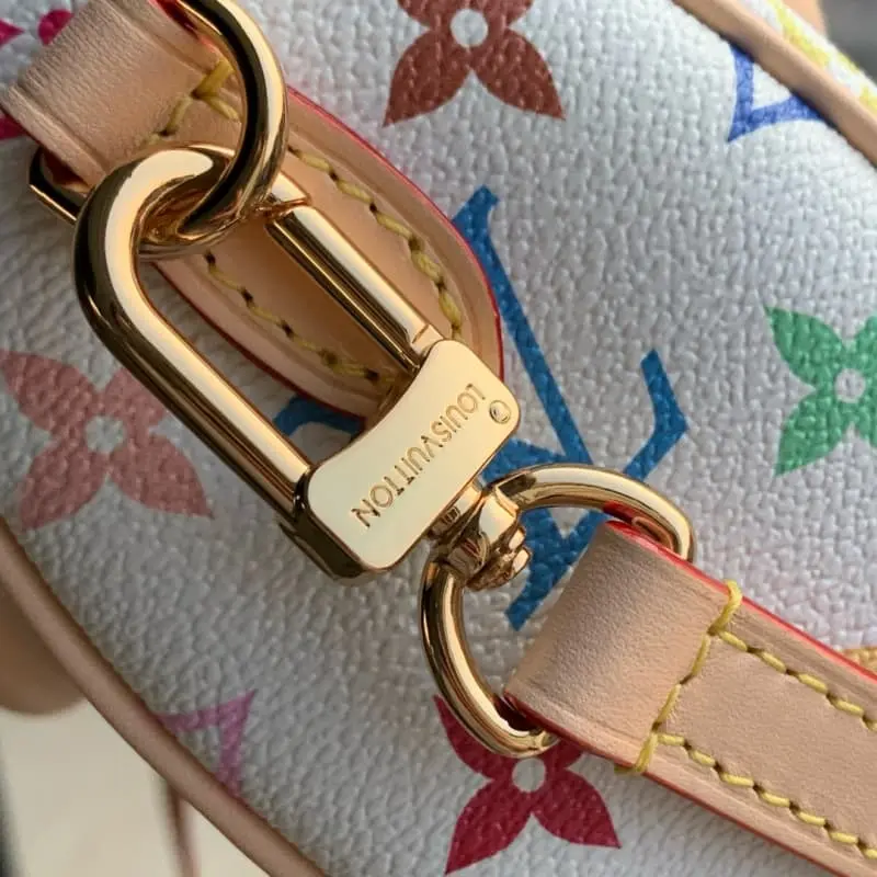 M13391 10x7.5x16cm High Quality Bags - Image 11