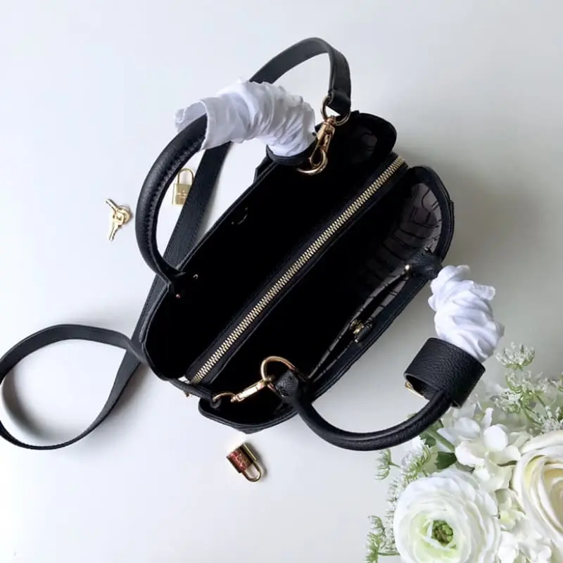 M41053 29x20x13cm High Quality Bags - Image 9