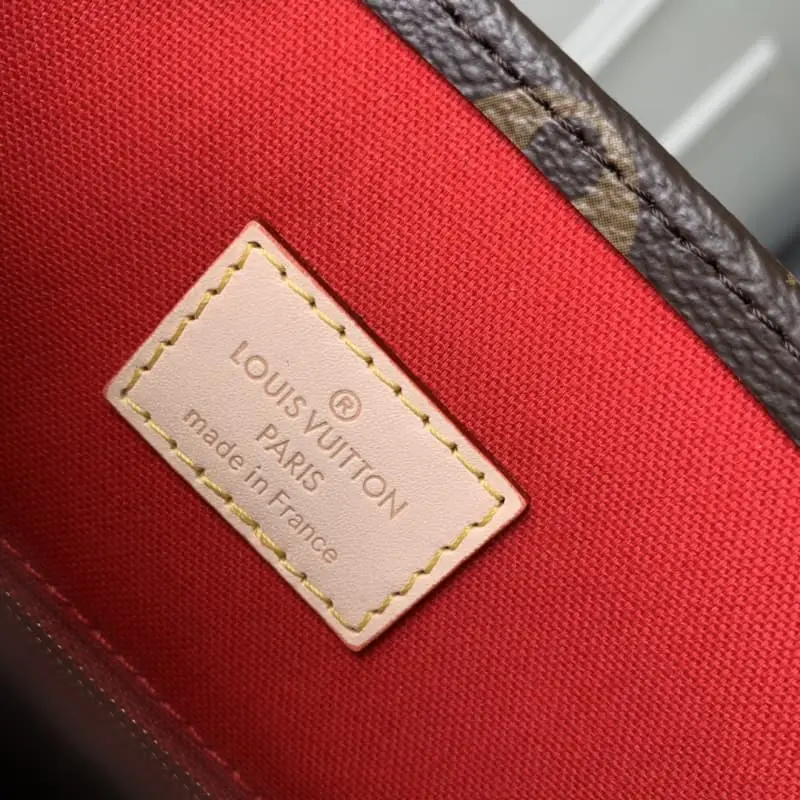 M46263 30x32x10cm High Quality Bags - Image 9