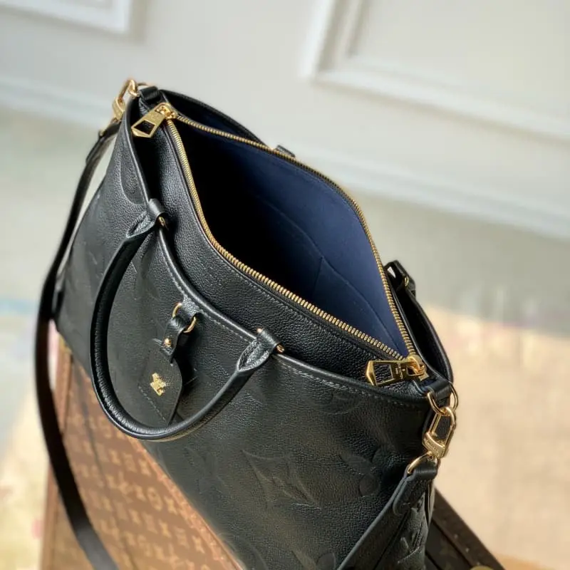 M46487 36x22x9cm High Quality Bags - Image 9