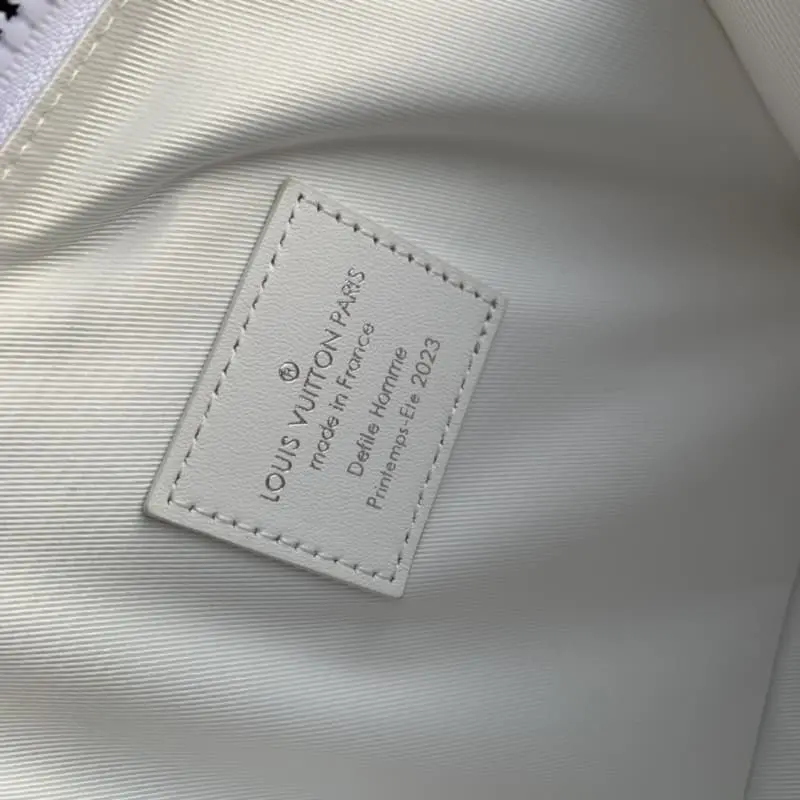 M21833 White 21.5x15x7cm High Quality Bags - Image 9