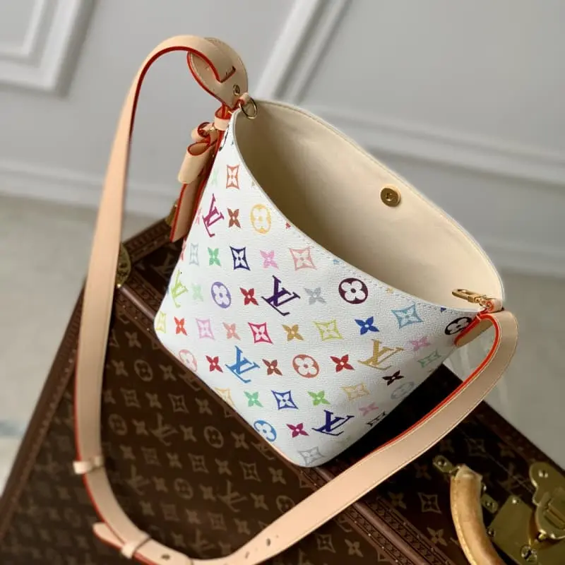 M13089 White 18x12x16cm High Quality Bags - Image 9
