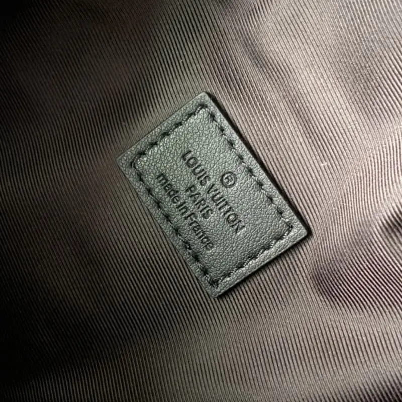 M46035 44x15x9cm High Quality Bags - Image 9