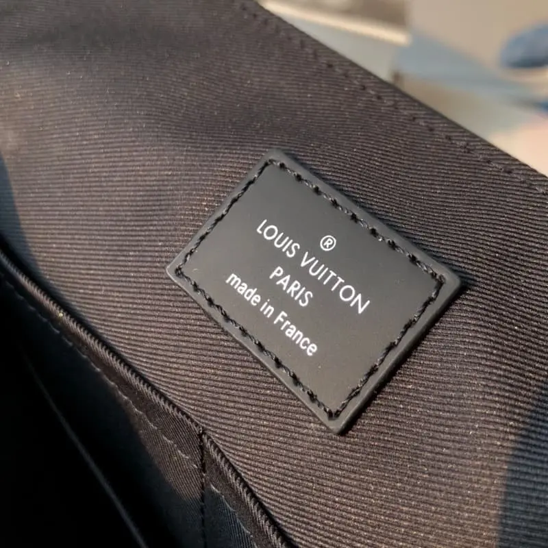 M40539 38x31x12cm High Quality Bags - Image 8