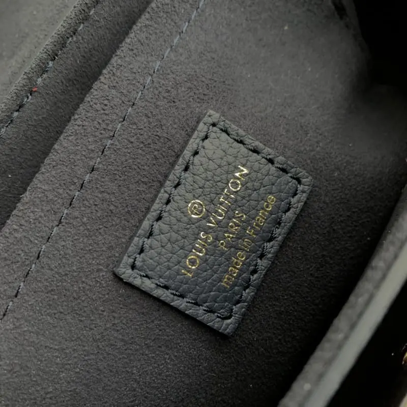 M21084 19x13x8cm High Quality Bags - Image 9