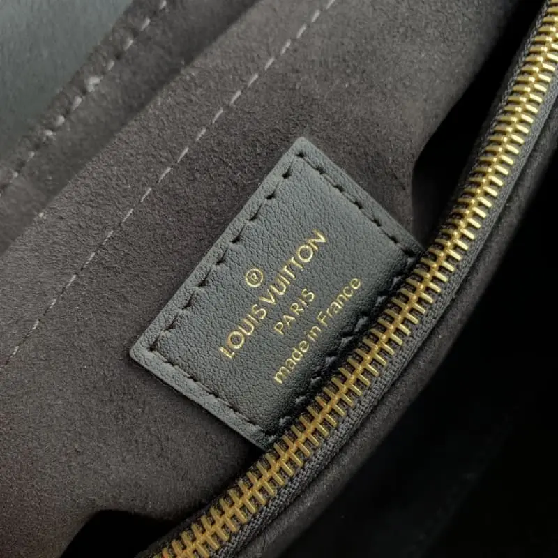 M21797 23x15x10cm High Quality Bags - Image 9