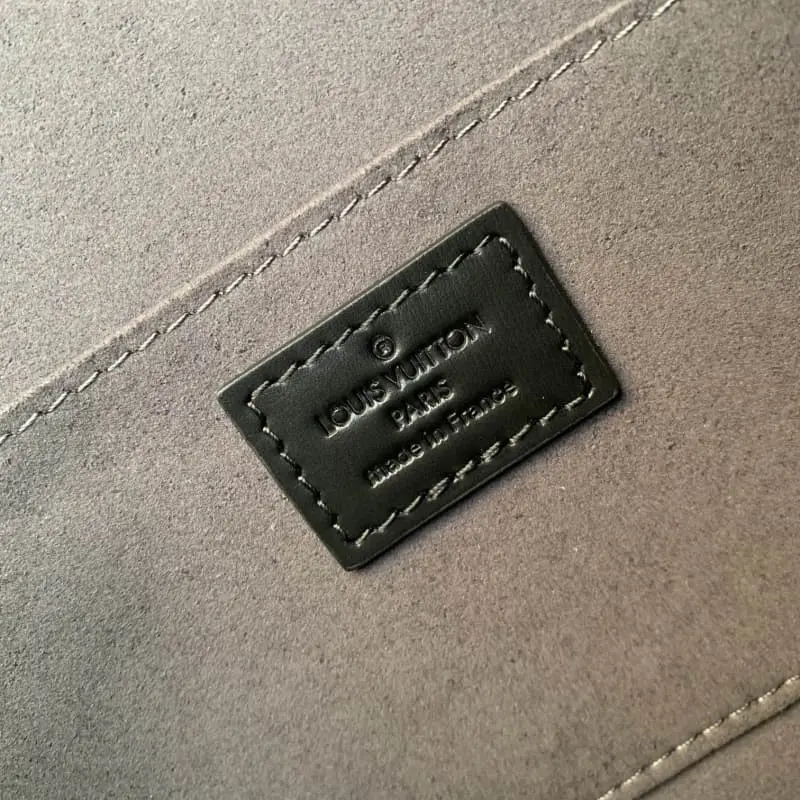 M21458 25x17x10.5cm High Quality Bags - Image 9