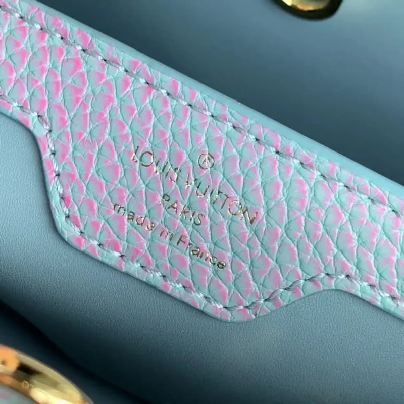 M59868 31.5x20x11cm High Quality Bags - Image 9