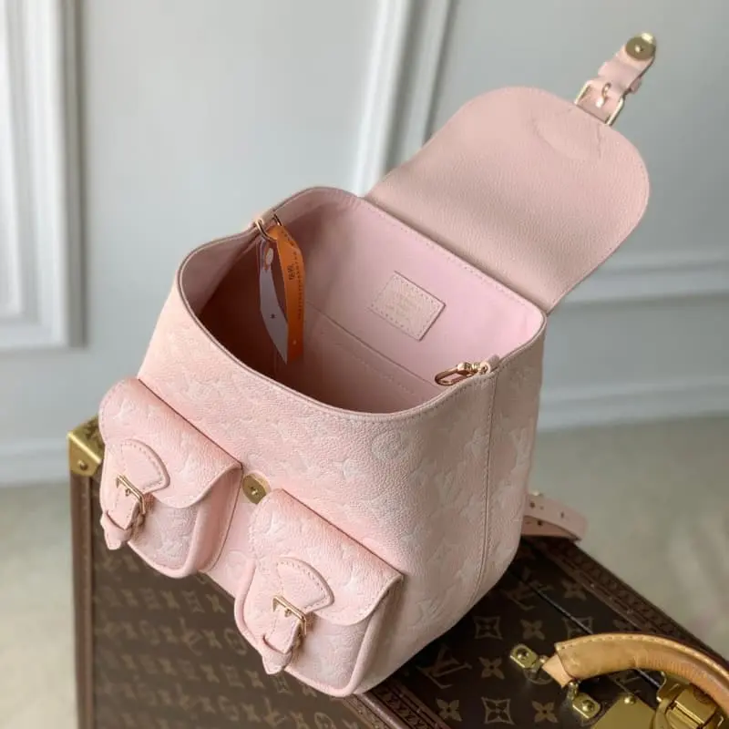 M12987 22x14x20cm High Quality Bags - Image 9