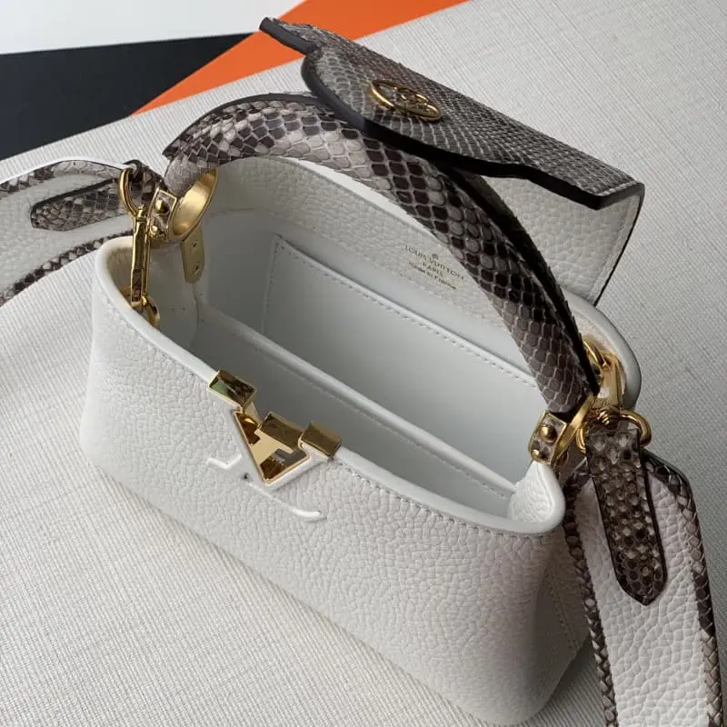 M96467 21x14x8cm High Quality Bags - Image 9