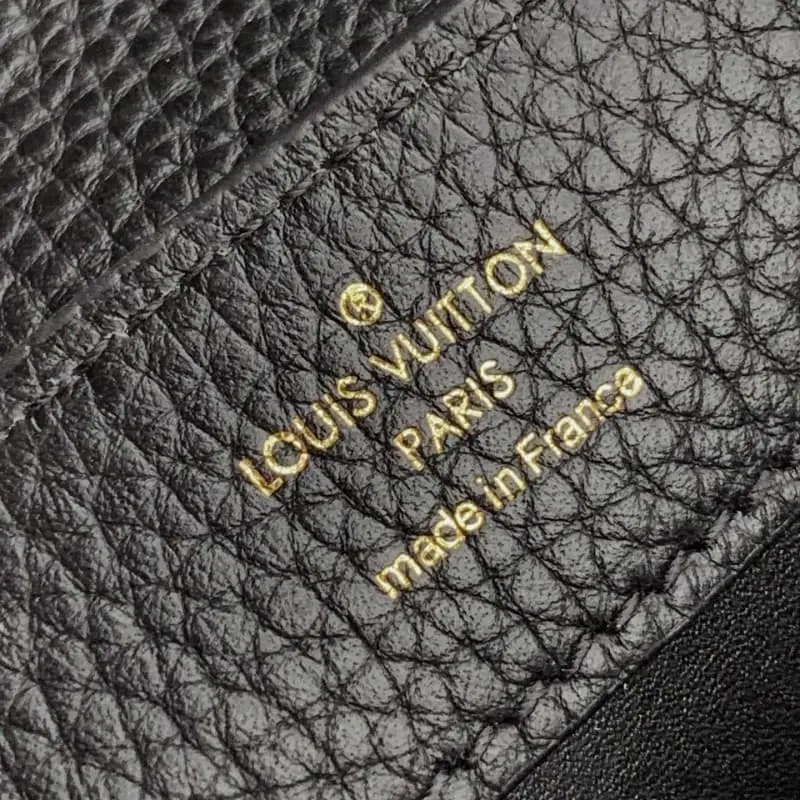 M56071 21x14x8cm High Quality Bags - Image 8