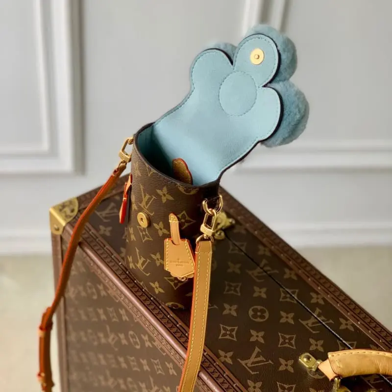 M12269 17.5x4.5x10cm High Quality Bags - Image 9