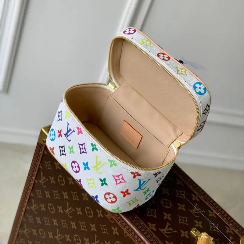 M13747 20x13.5x12cm High Quality Bags - Image 9