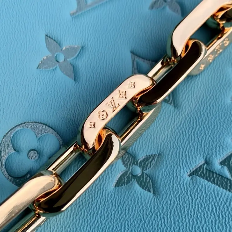 M20769 26x20x12cm High Quality Bags - Image 8