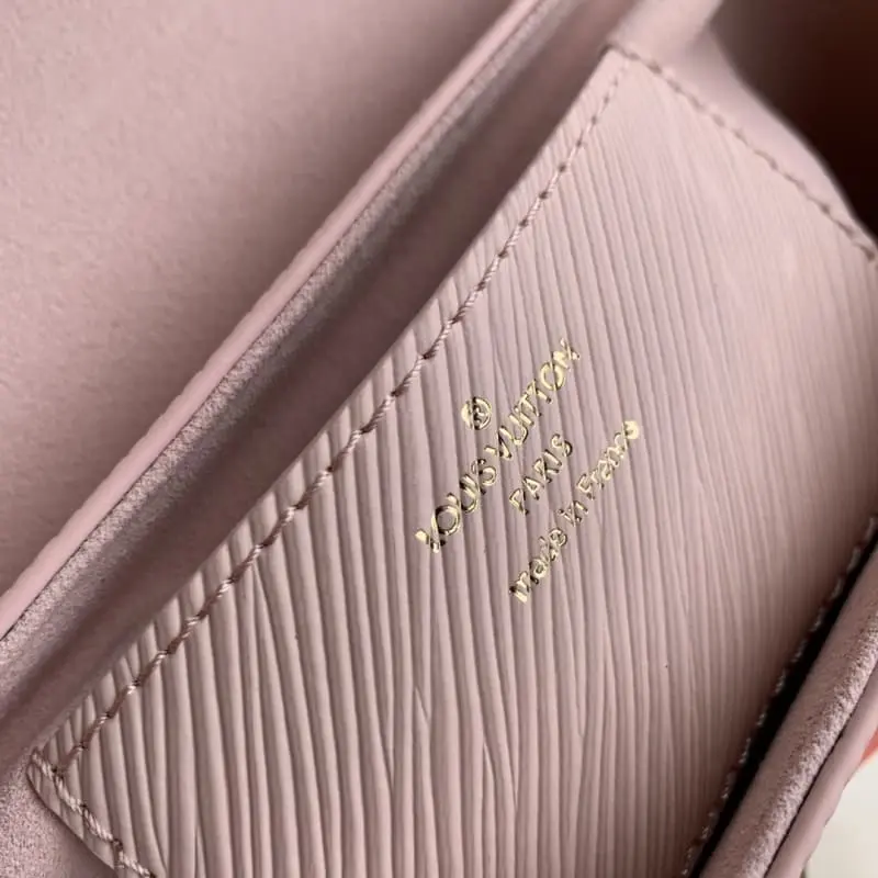 M59218 S1 23x17x9.5cm High Quality Bags - Image 9