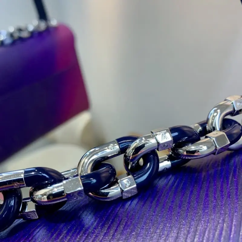 M59896 S1 18x13x8cm High Quality Bags - Image 9