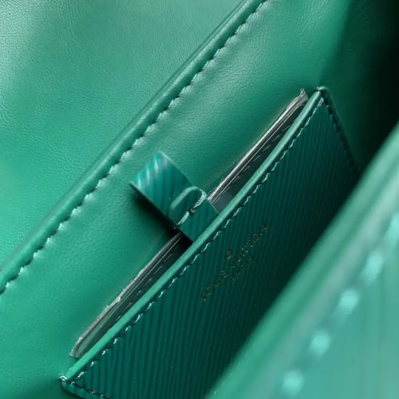 M21649 19x15x9cm High Quality Bags - Image 9