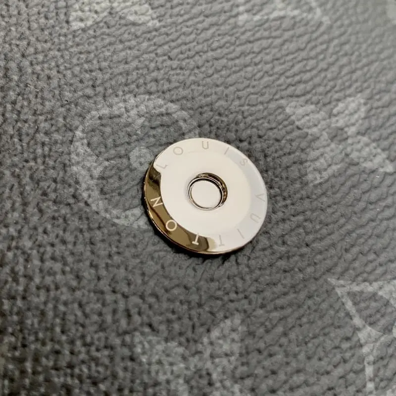 M45912 13x18x3.5cm High Quality Bags - Image 8