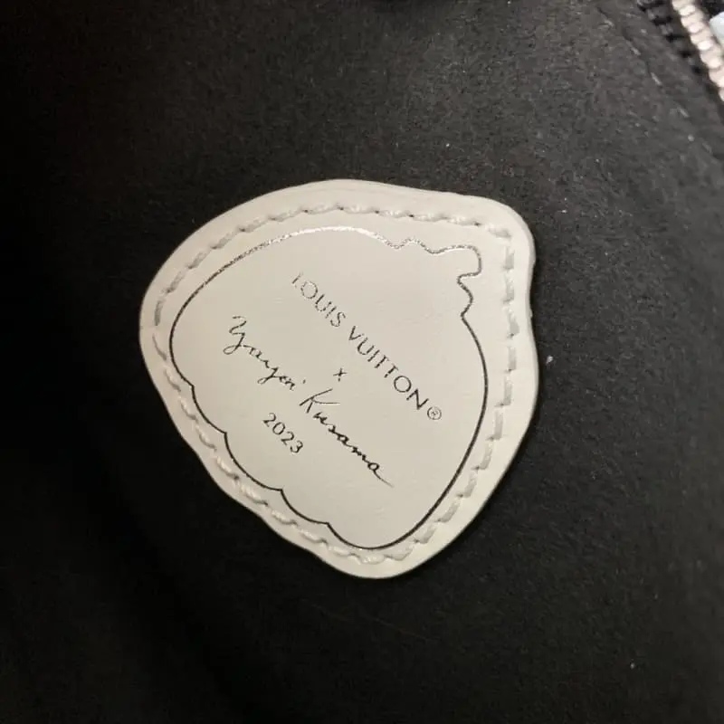 M46410 25x14.5x4.5cm High Quality Bags - Image 9