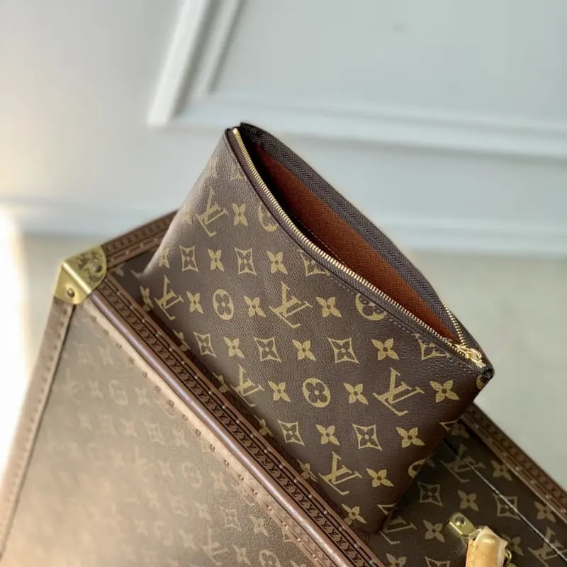 M13560 15.5x1x24cm High Quality Bags - Image 8