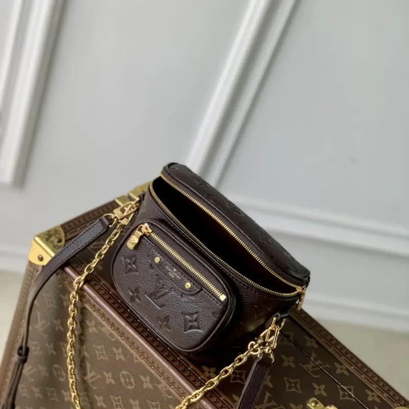 M13827 17x12x9.5cm High Quality Bags - Image 9