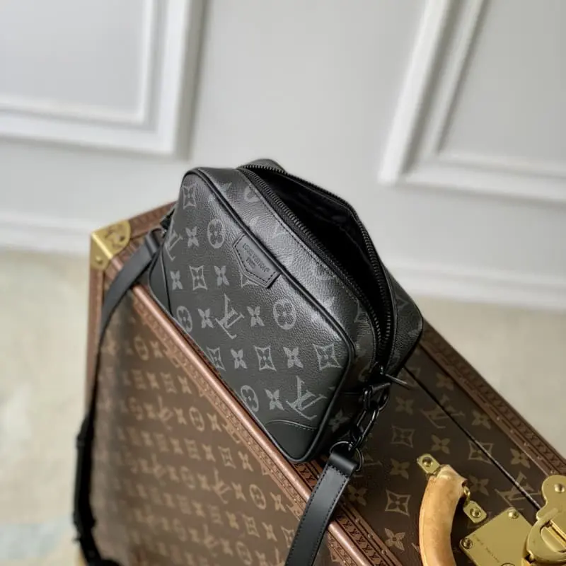 M14253 13x6.5x20cm High Quality Bags - Image 9