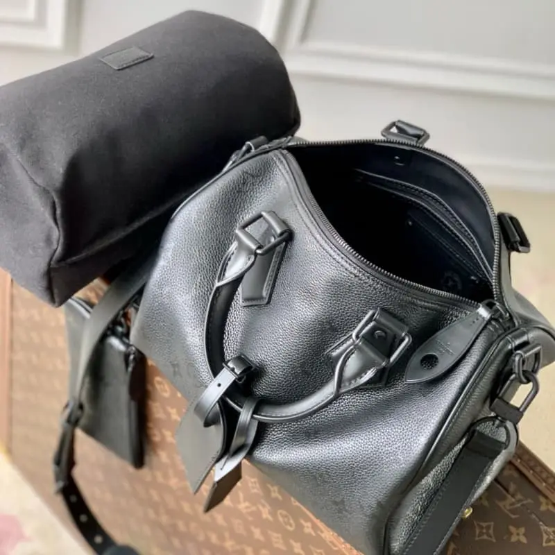 M21108 30x17x21cm High Quality Bags - Image 9