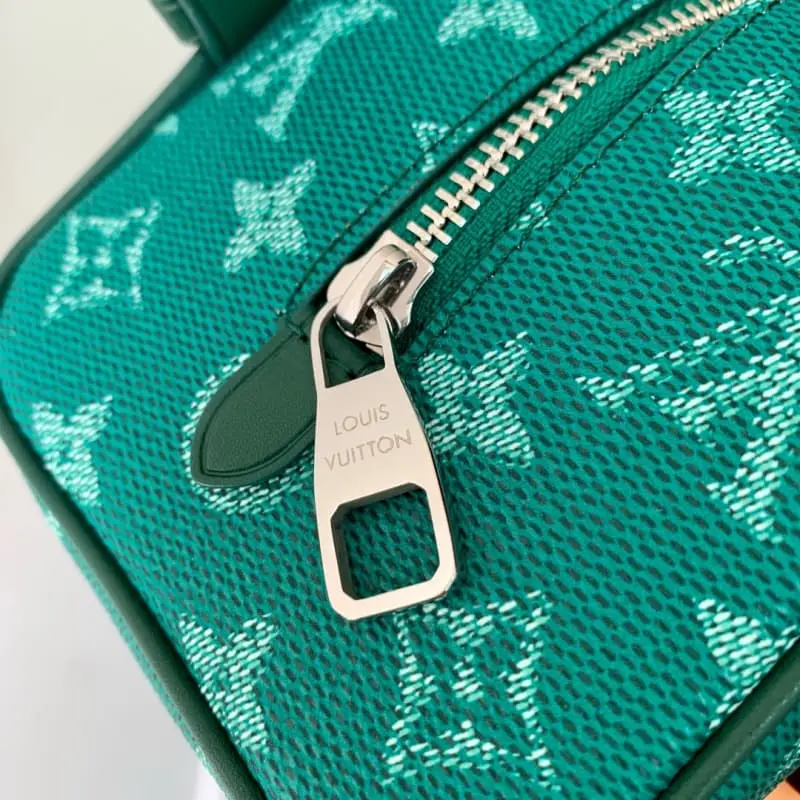 M12688 Green Flower 13x12x23cm High Quality Bags - Image 9