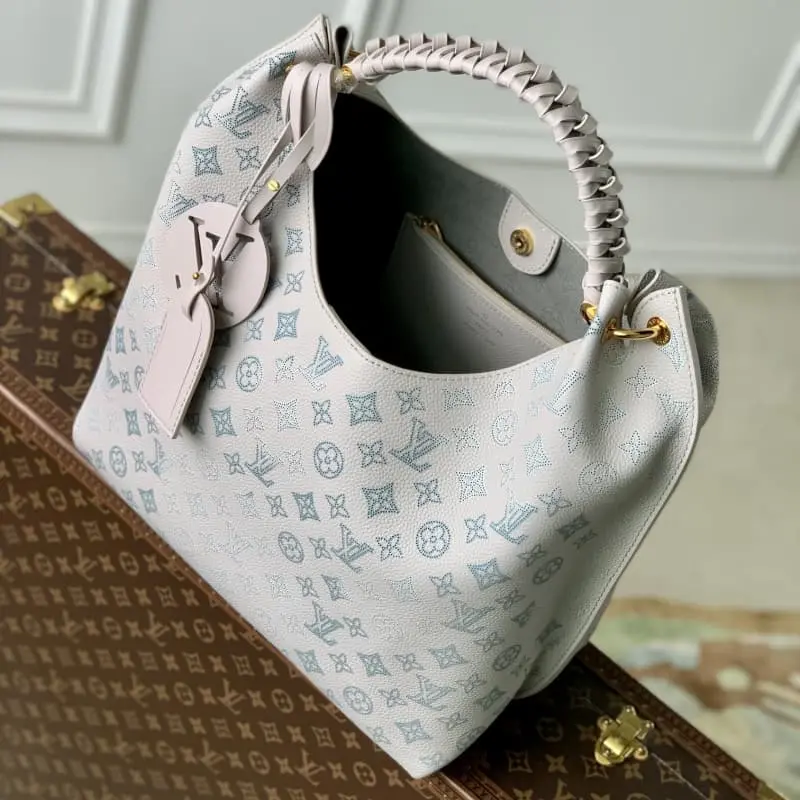 M12093 35x40x17cm High Quality Bags - Image 9