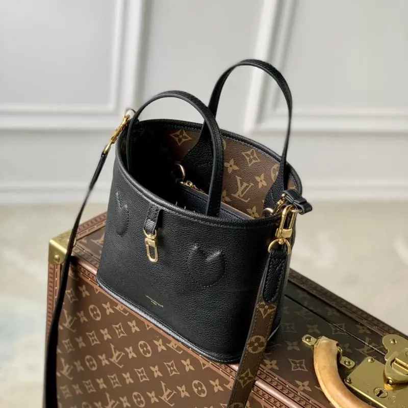 M12099 Black 24x14x9cm High Quality Bags - Image 9